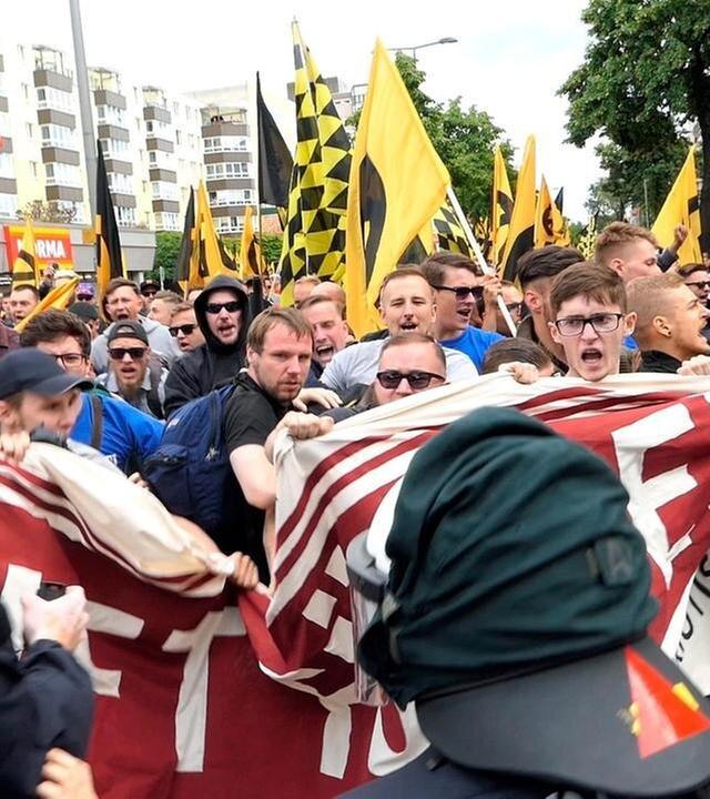 Die Story im Ersten: Am rechten Rand