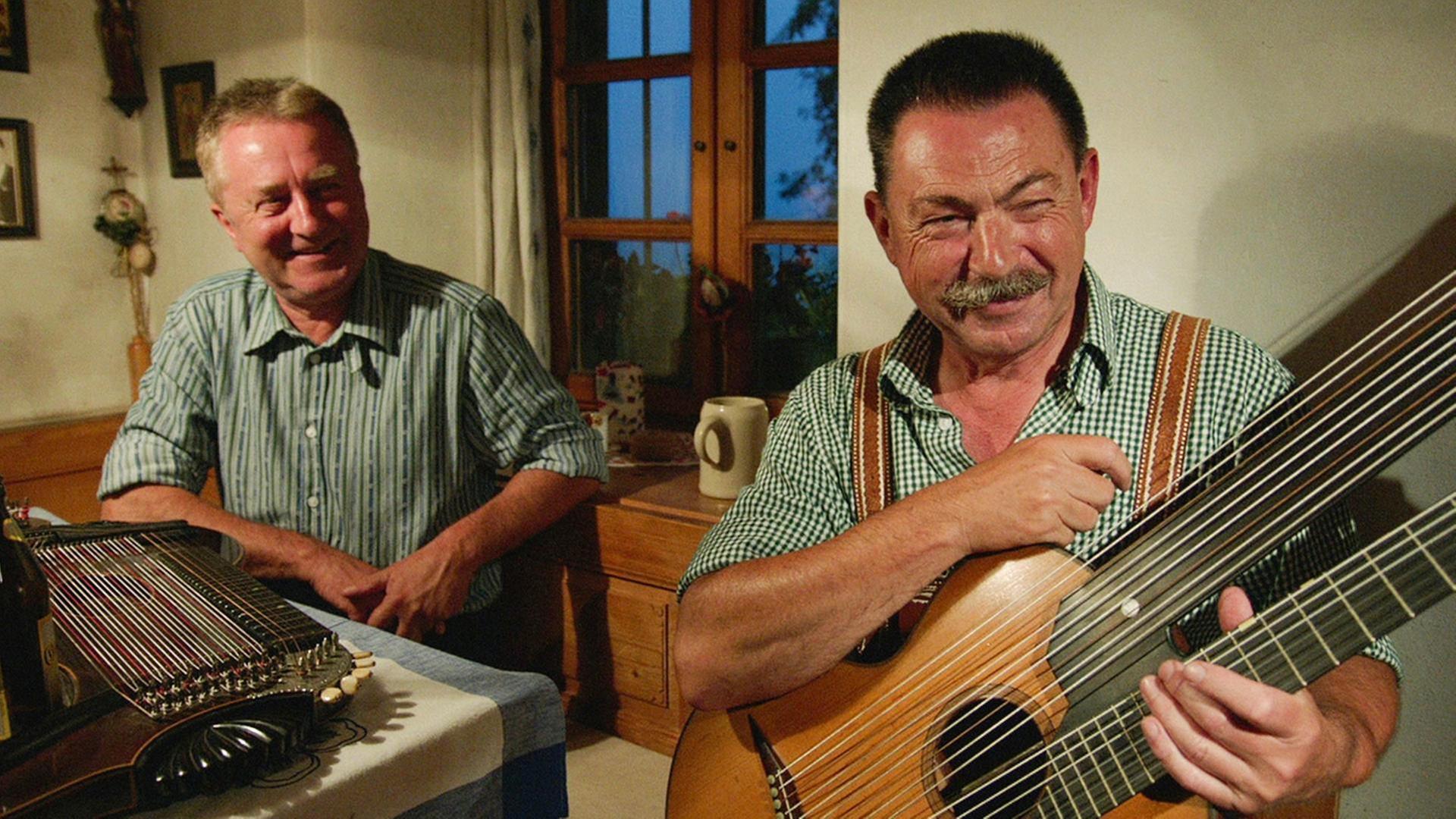 Die Weinberg Zithermusi · Zusammenspiel als Tradition