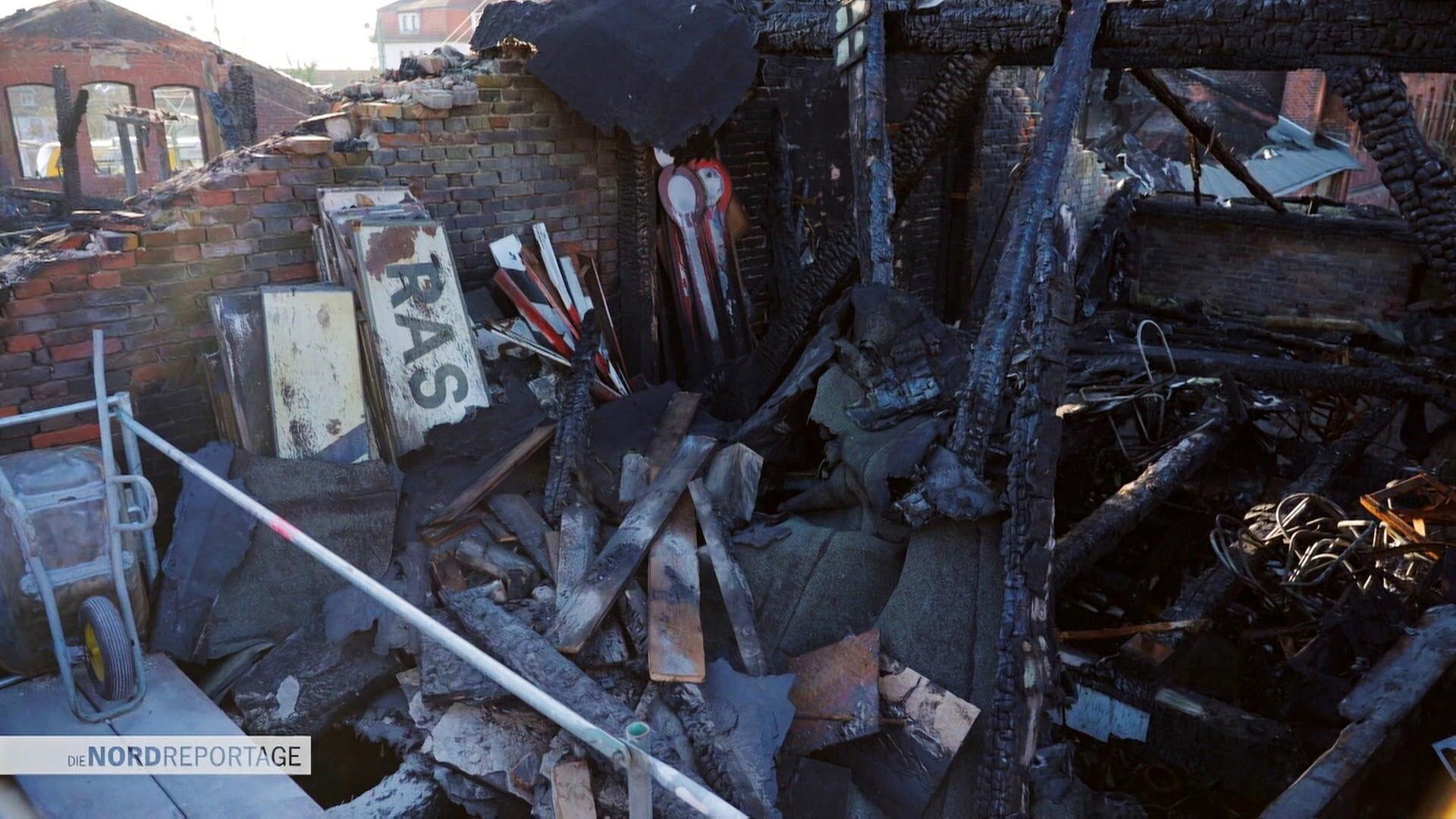 Endstation Großbrand? Schwerins Eisenbahnfreunde retten ihr Museum