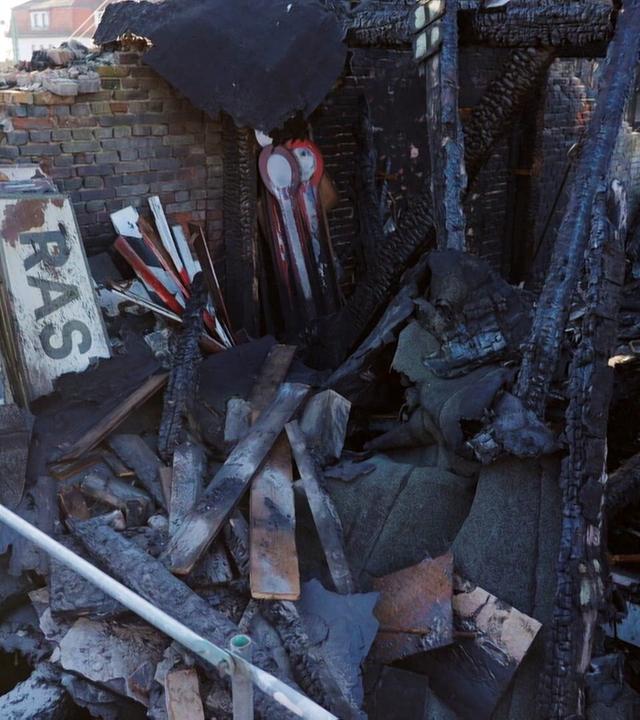 Endstation Großbrand? Schwerins Eisenbahnfreunde retten ihr Museum