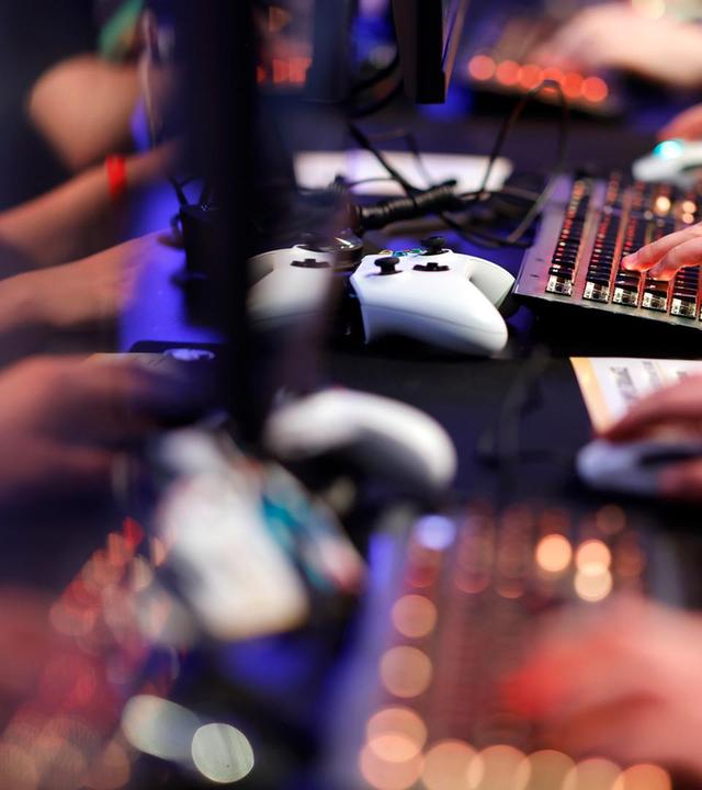 Faszination Gaming, Schwarz-Grün, Landshut-Geiseldrama und mehr