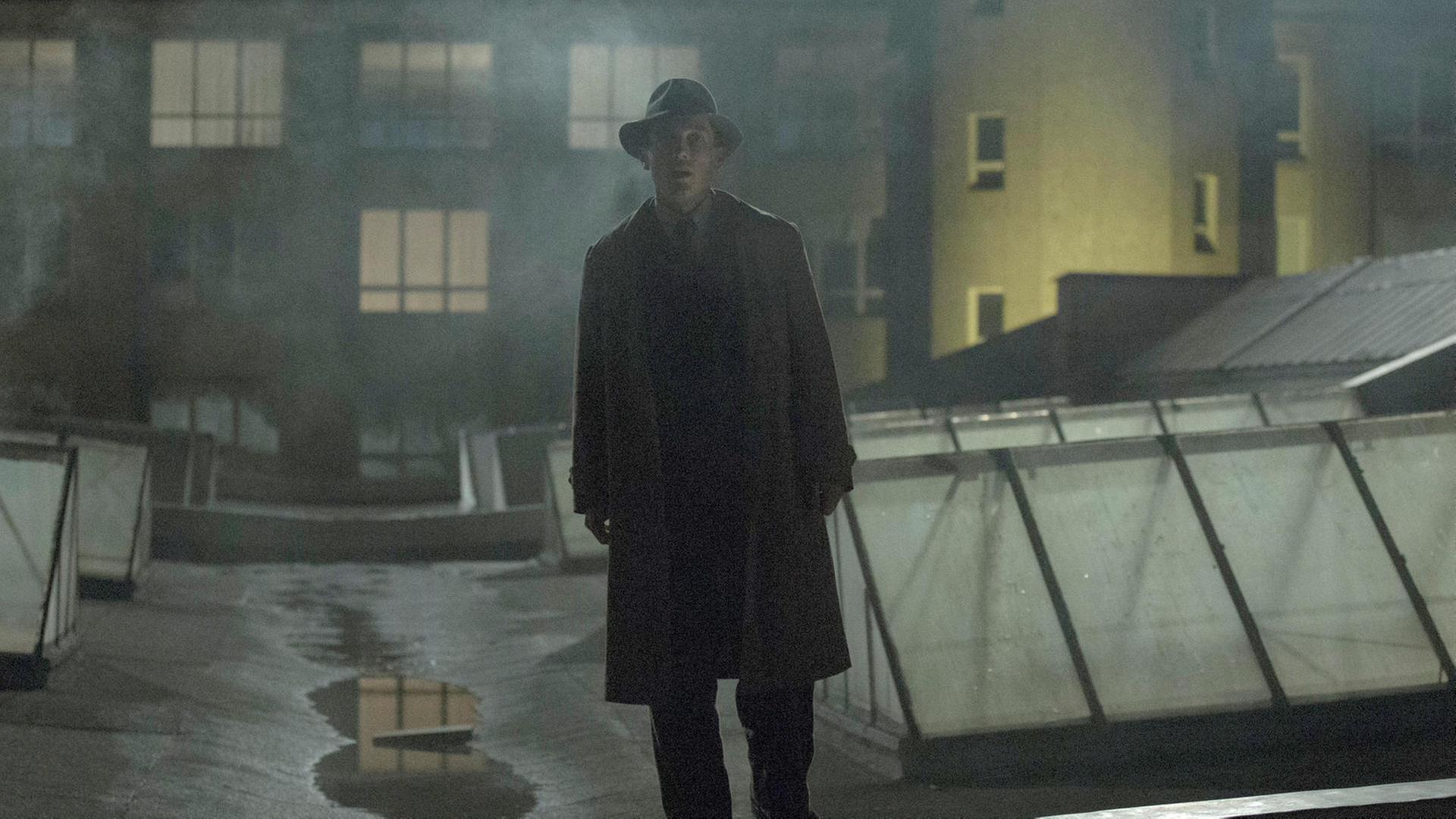Folge 1 · Staffel 1 - Babylon Berlin