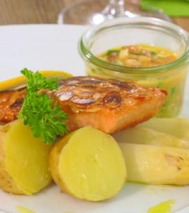 Forellenfilet mit weißem Spargel