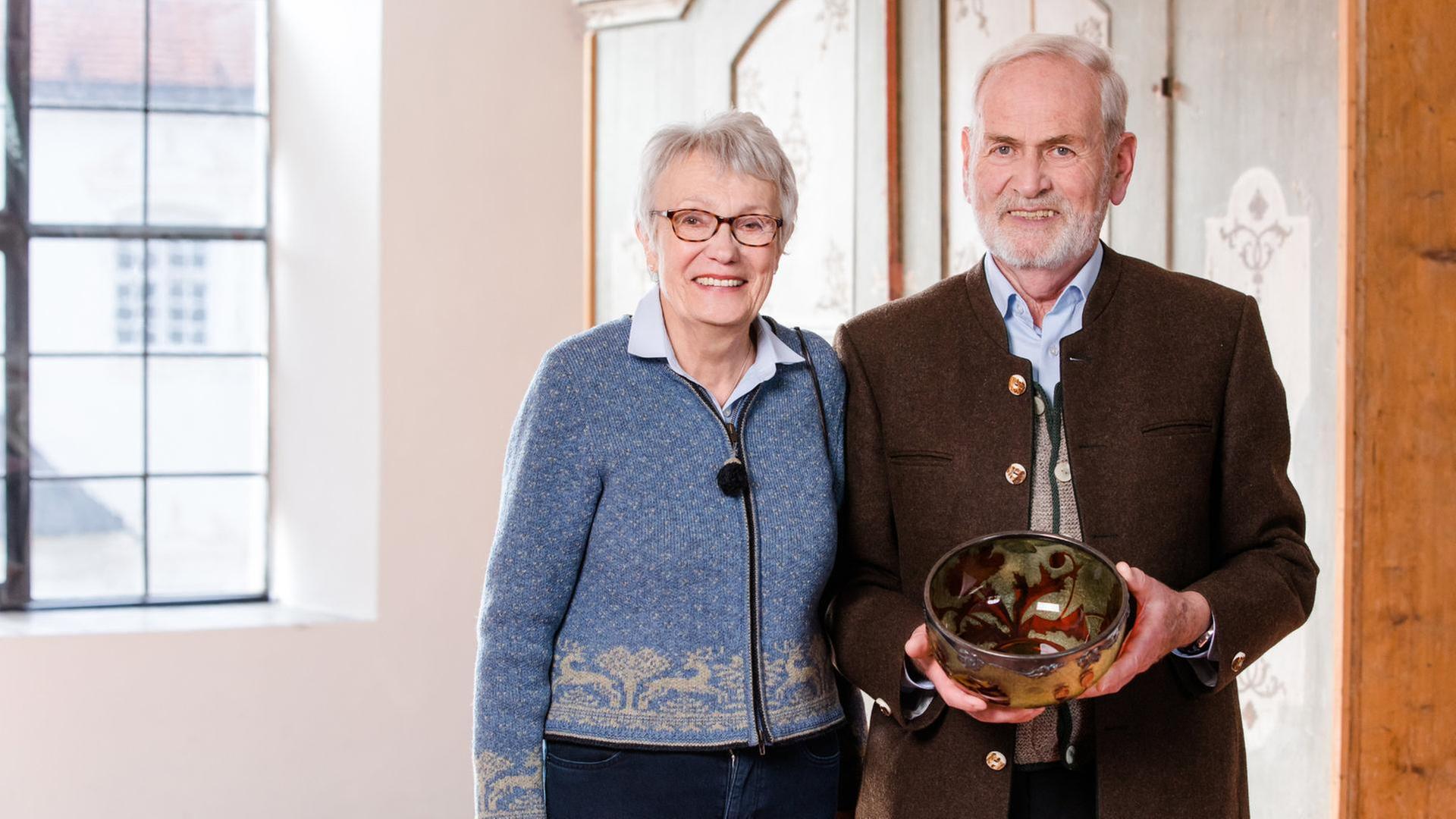 Französische Eleganz · Jugendstil-Glasschale und mehr