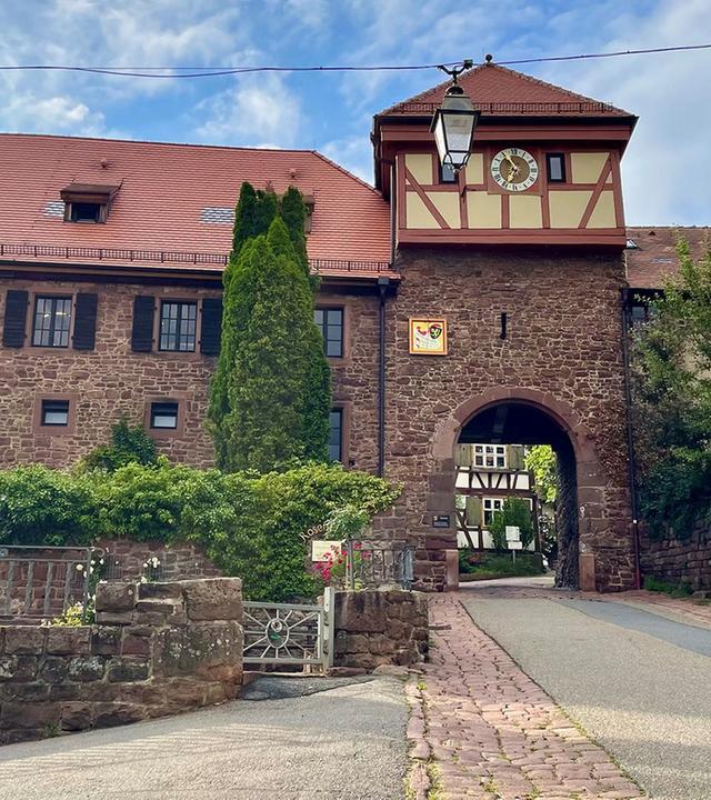 Günstige Kurztrips - Jugendherbergen in Burgen und Festungen