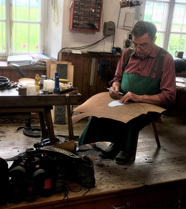 Gwand ist Handarbeit