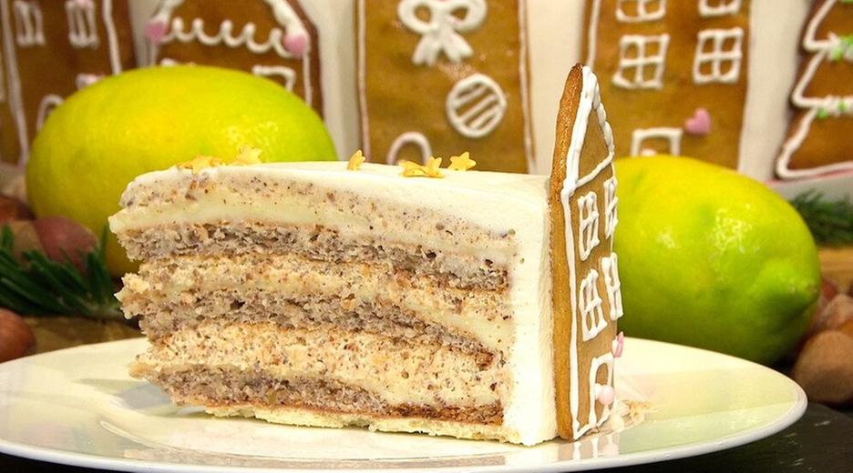 Haselnuss-Baiser-Torte