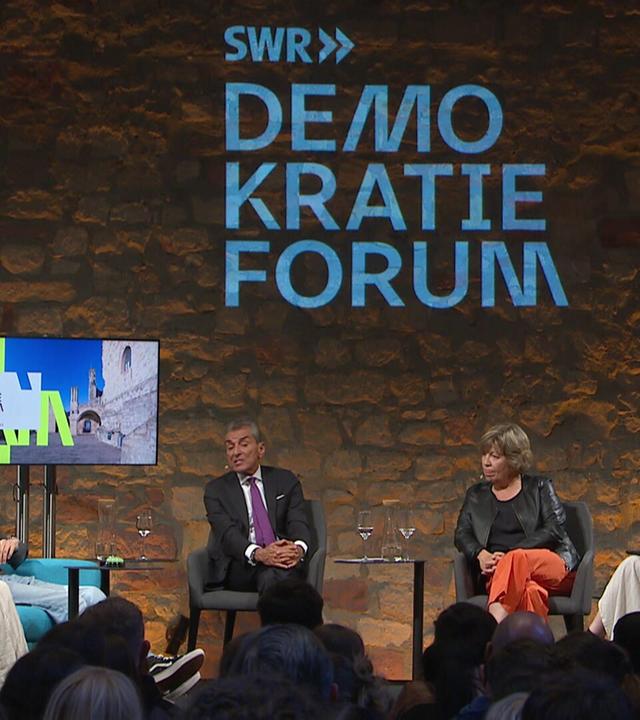 Hass, Fake News, Antisemitismus – Was macht das mit unserer Demokratie?