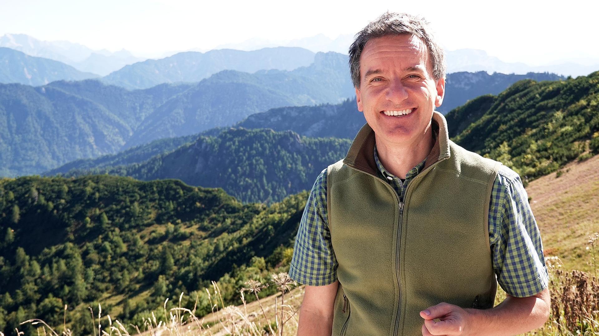 Hochfelln-Berggasthof, Paul Enghofer in der Outdoor-Küche und mehr