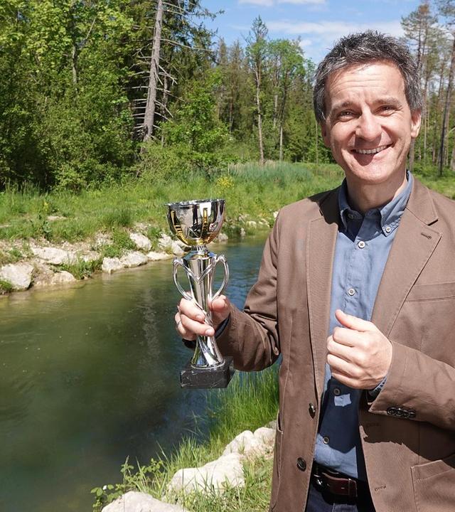 Holzplastiken mit der Kettensäge, Glücksmomente im Gartenmarkt und mehr