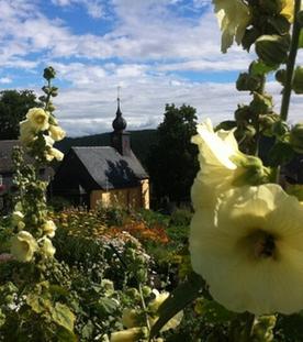 In der Welt der Straßendörfer