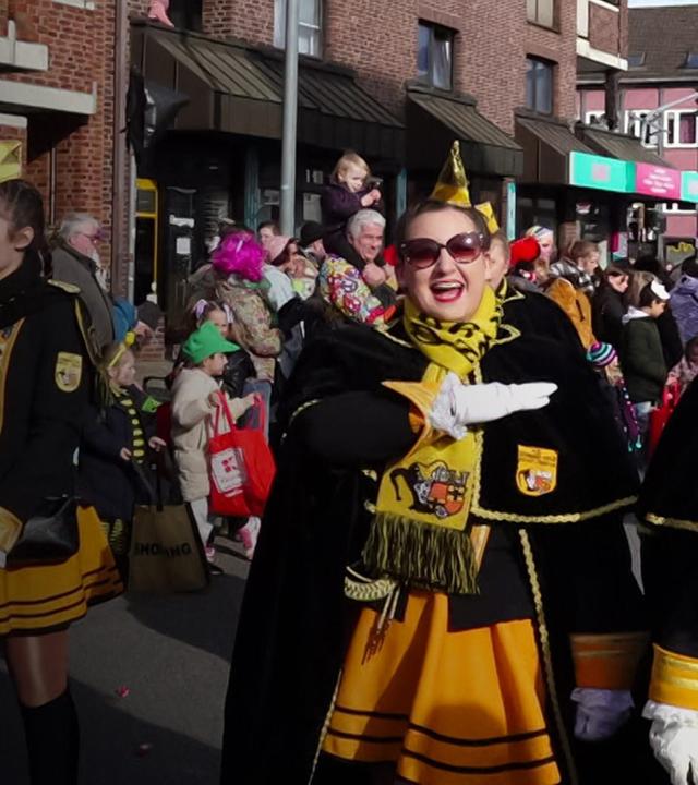 Lokalzeit live: Veilchendienstag in NRW