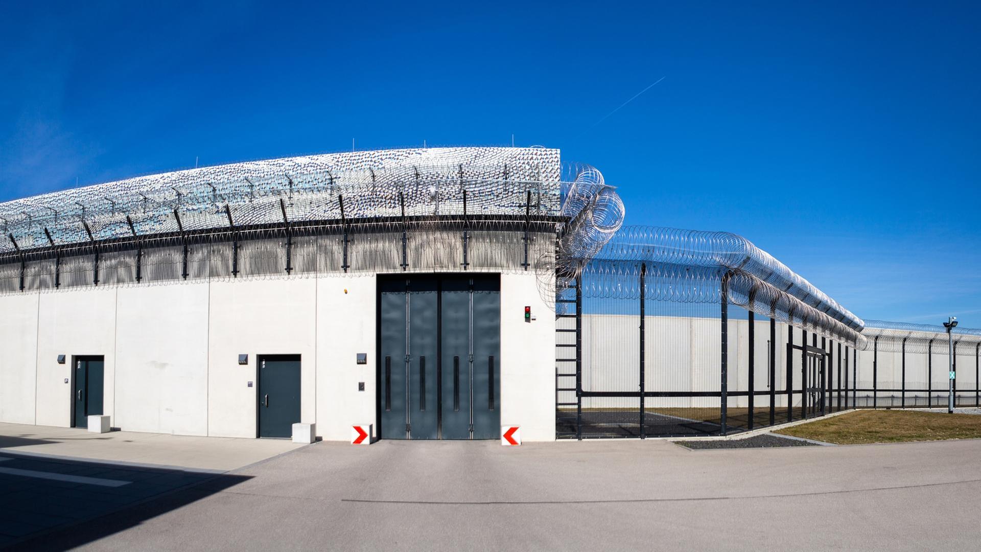 Missstände in deutschen Gefängnissen: Was muss sich im Strafvollzug ändern?