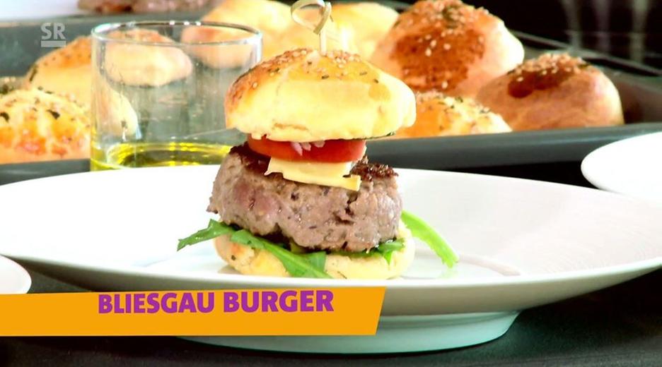 Mit Herz am Herd - Bliesgau-Burger mit Süßkartoffeln aus dem Ofen