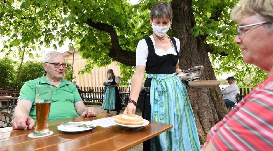 Öffnung unter Vorbehalt: Vor welchen Herausforderungen stehen Hotels und Restaurants?