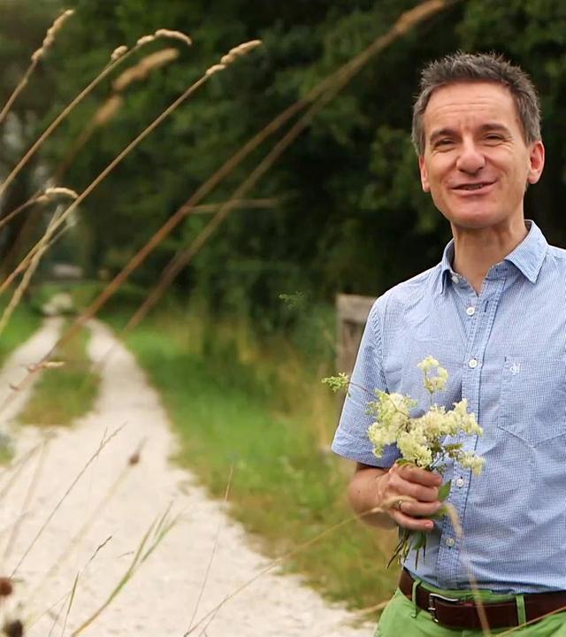 Paul Enghofer in der Blüten-Küche, Rückkehr der "Dunklen Biene Bayern" und mehr