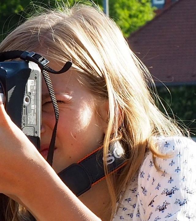 Paula veröffentlicht ihre ersten Fotos - Dienstags ein Held sein