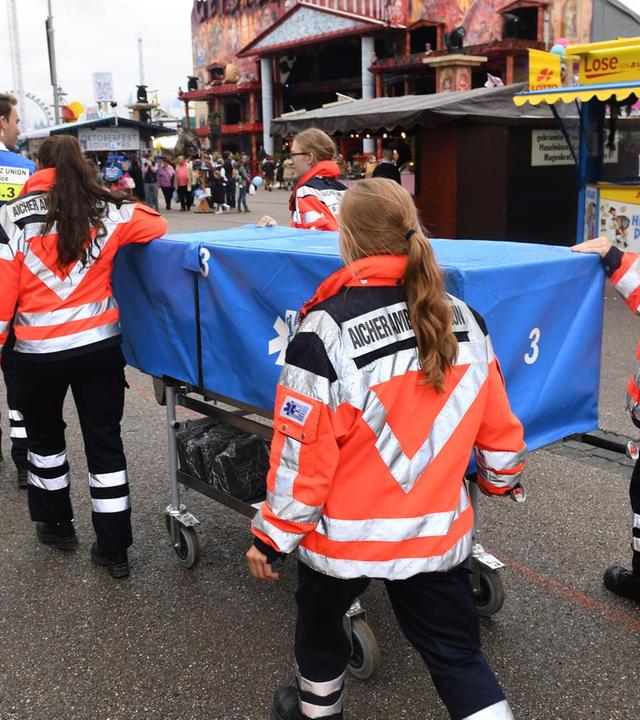 Rettungsdienst auf der Wiesn, Akne Inversa, Heilpflanze Holunder, Hülsenfrüchte