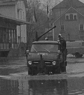 Rossel führt Hochwasser