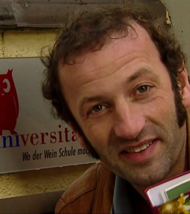 Schmidt Max lernt alles über Wein