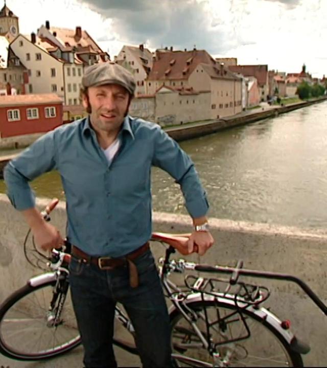 Schmidt Max radelt auf alten Bahntrassen