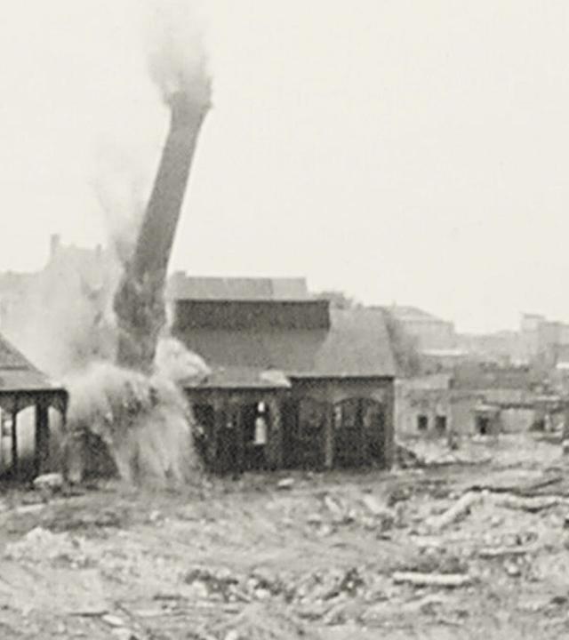 Schornsteinsprengung