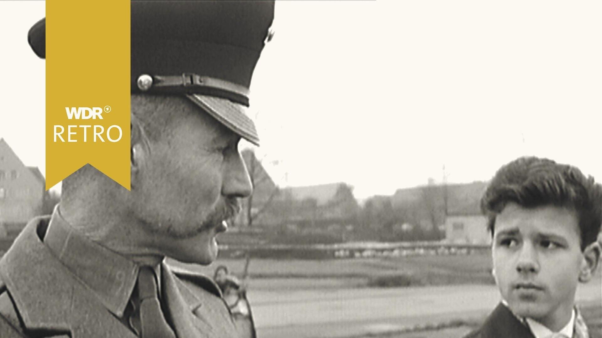 Schüler besucht die "Irish Guards" der Rheinarmee