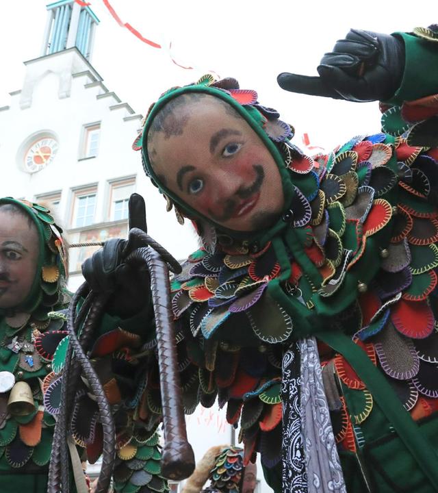 Schwäbisch-Alemannische Fastnacht: Großes Narrentreffen in Weingarten