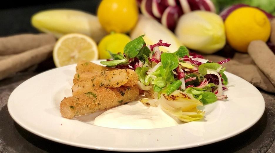 Schwarzwurzel-Pommes mit Dip und Wintersalat