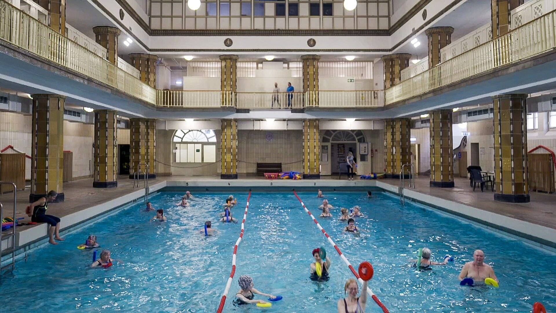 Schwimmbad, Sauna, Jugendstil – Die Stadtbad-Retter von Halle