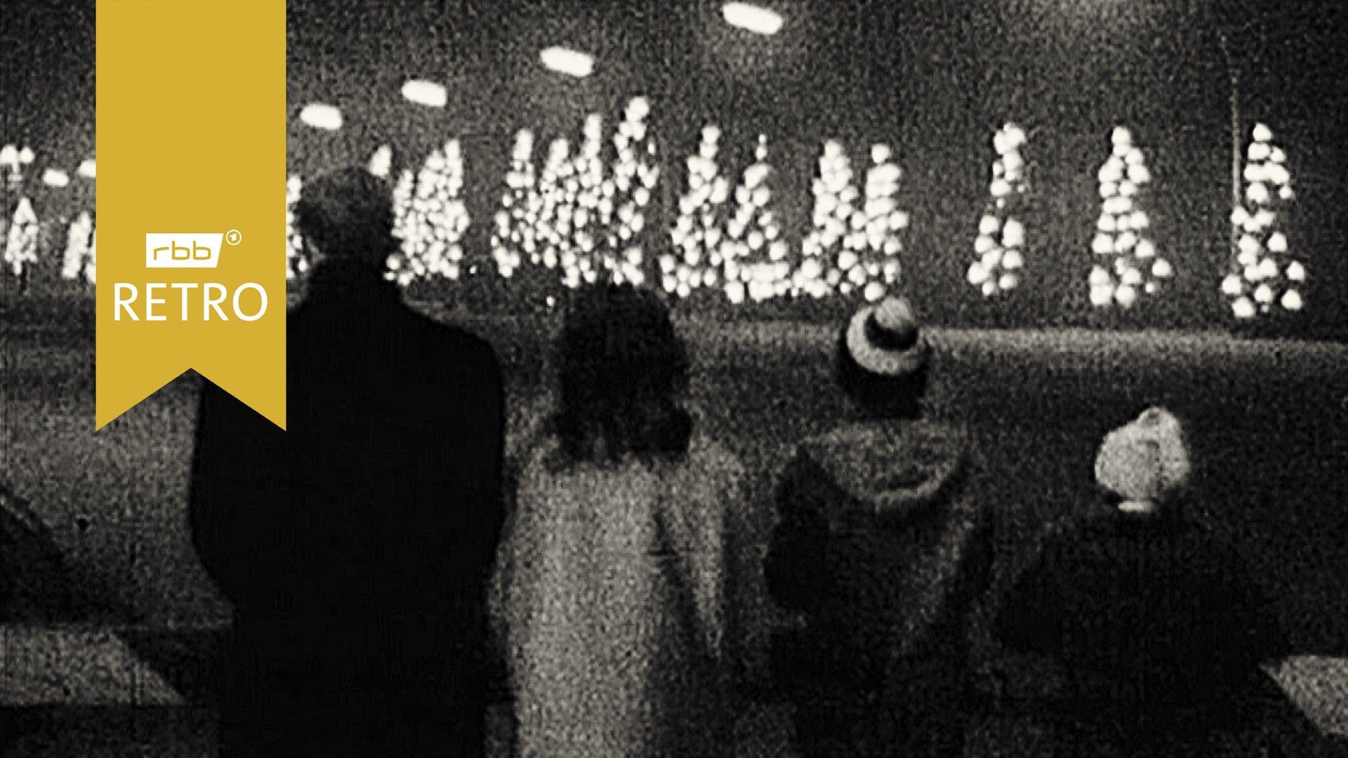 Sektorengrenze: Licht an der Mauer - Feierstunde am Humboldthain