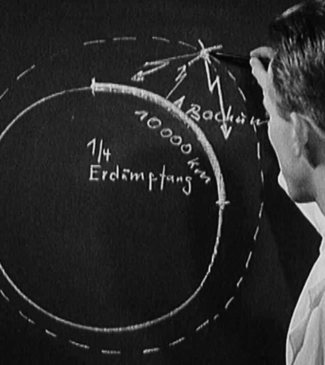 Start des ersten kommerziellen Nachrichten-Satelliten "Telstar"