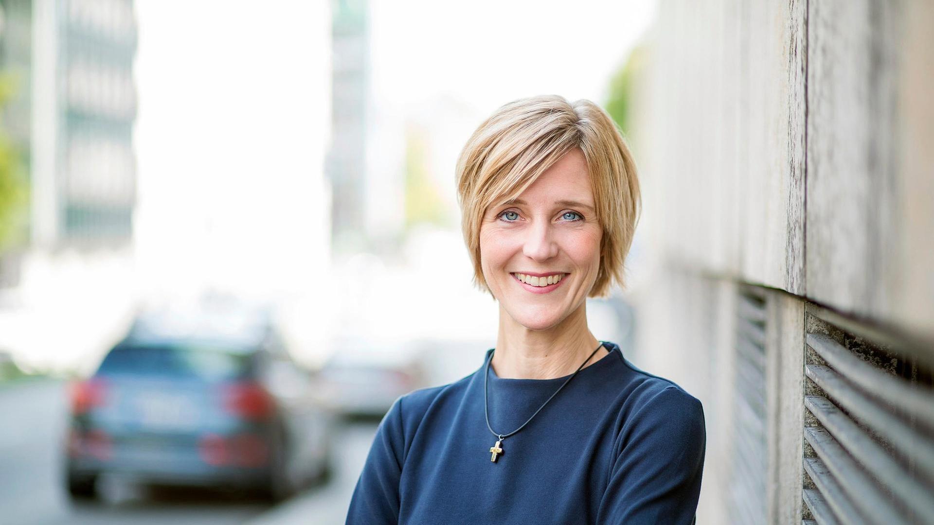 Stefanie Schardien: Psst!