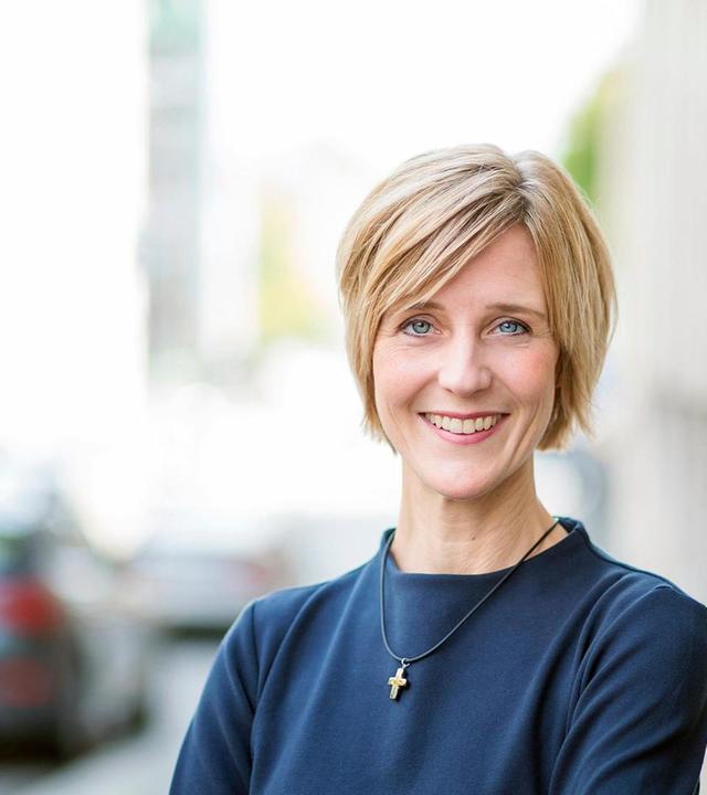 Stefanie Schardien: Psst!