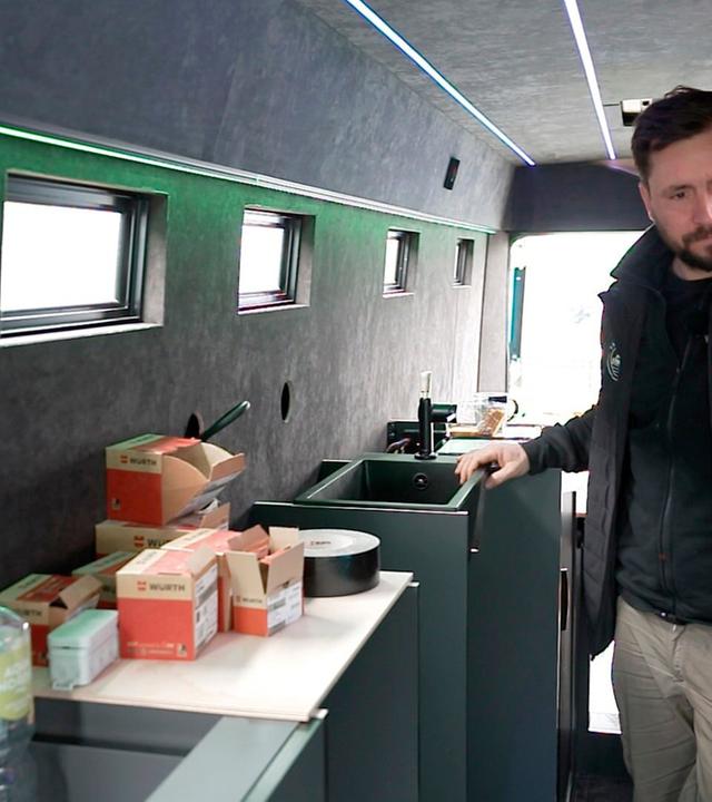 Vom Knast-Bus zum Luxus-Wohnmobil