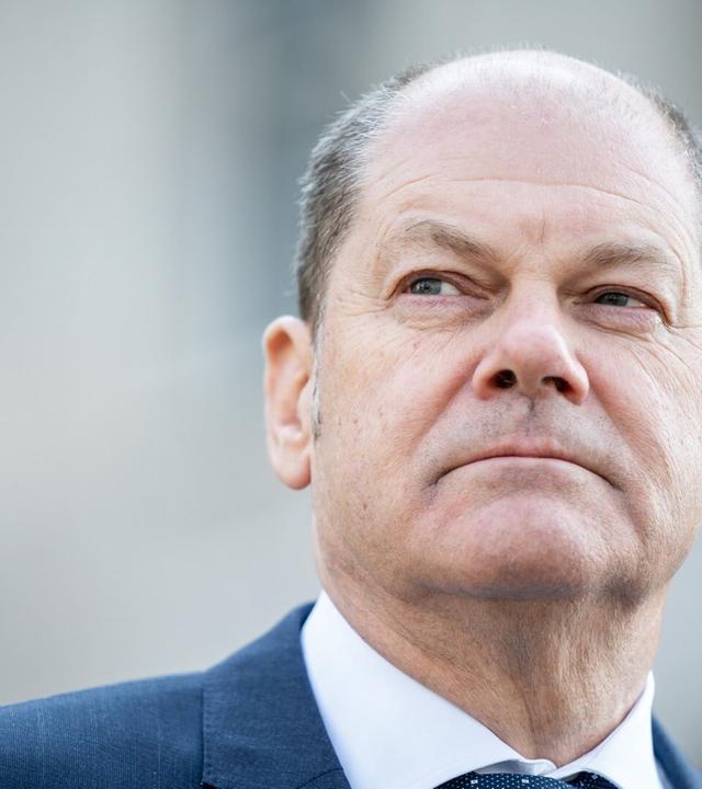 WDR extra: Kanzler Scholz besucht nach Anschlag Solingen