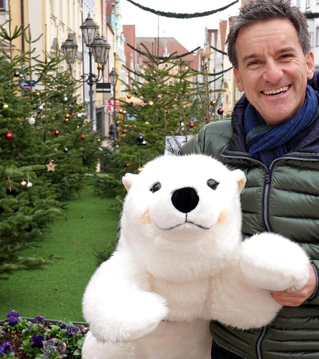 Weihnachtself von Donauwörth - Traudi Siferlinger in Erkheim - Traditionelle Schlitten-Manufaktur