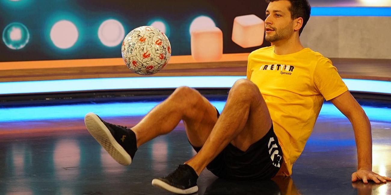Coole Fußballtricks mit Freestyler Patrick Bäurer