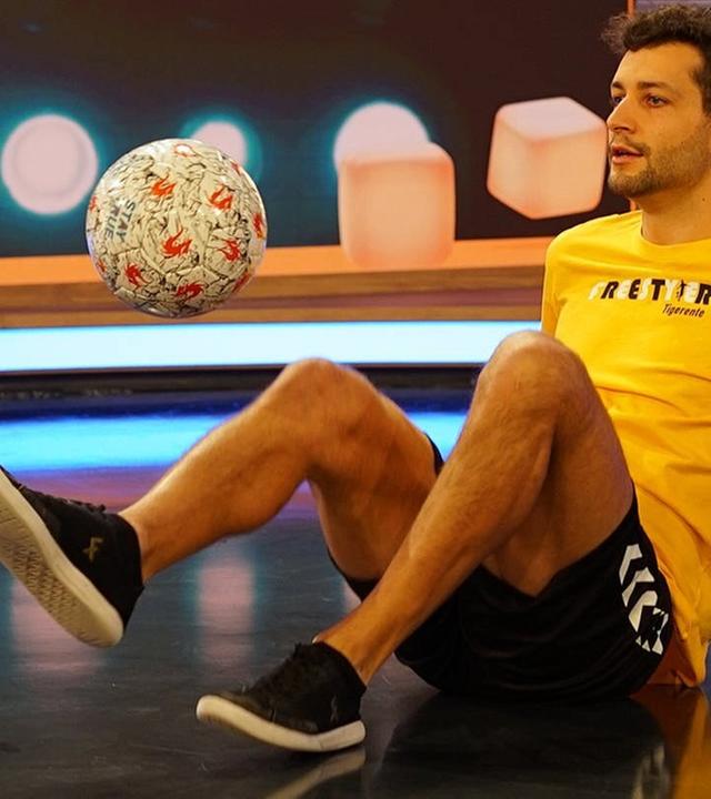 Coole Fußballtricks mit Freestyler Patrick Bäurer