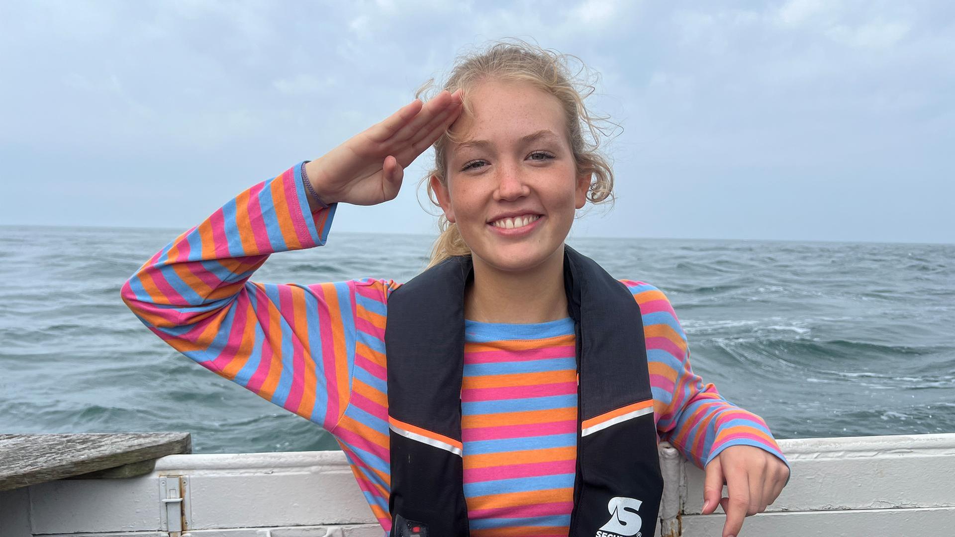 Ein Hundshai an der Leine