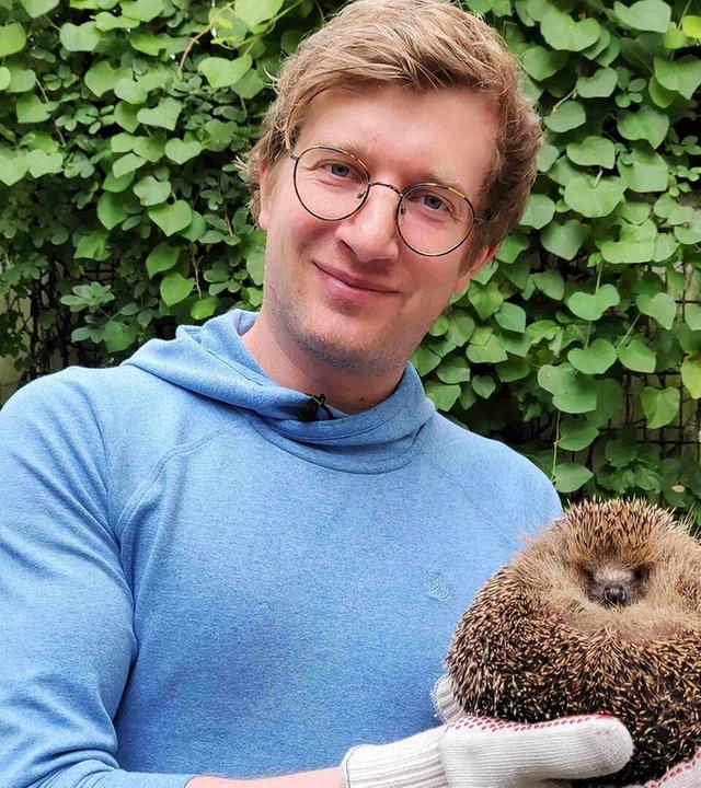 Igel in Not - Tim und Sina retten Stacheltiere