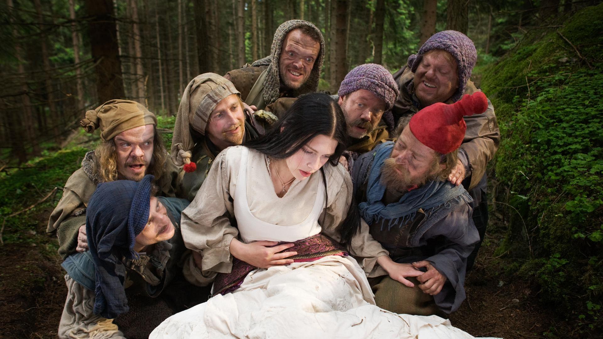 Белоснежка и семь гномов 1937. Семь гномов взрослое. Белоснежка и семь гномов дисней. Белоснежка и семь гномов 1937. Семь гномов взрослое.