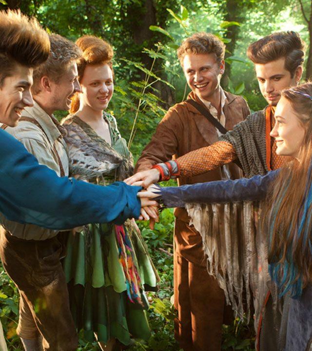 Sechse kommen durch die ganze Welt