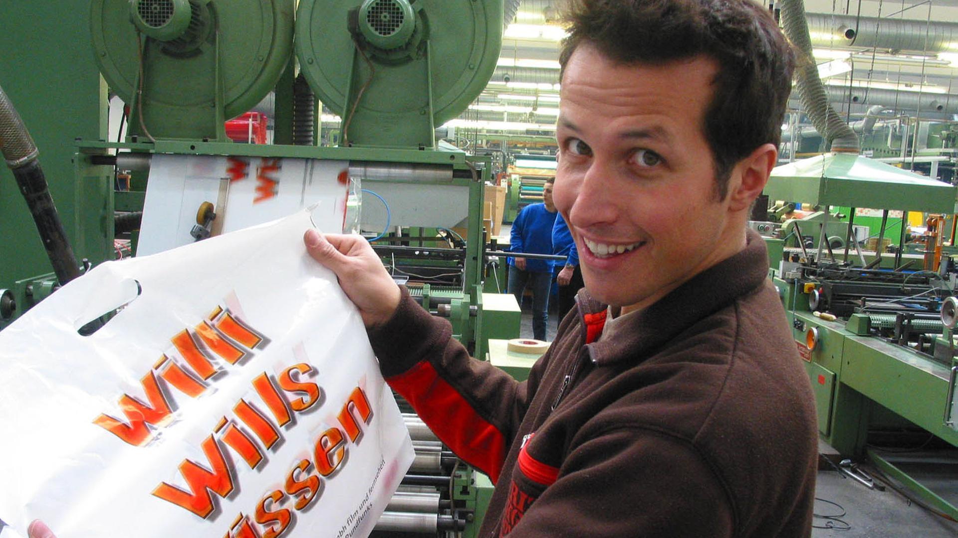 Wie kommt das Plastik in die Tüte?