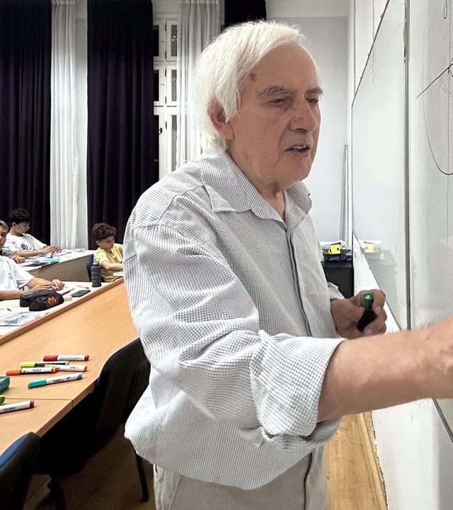 Re: Der Lehrer, der Genies macht