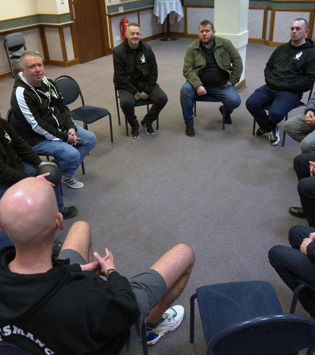 Re: Hilfe für Schottlands Männer