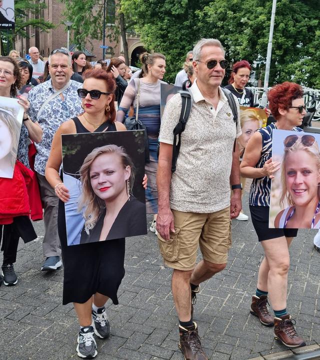 Re: Hollands Frauen schlagen zurück