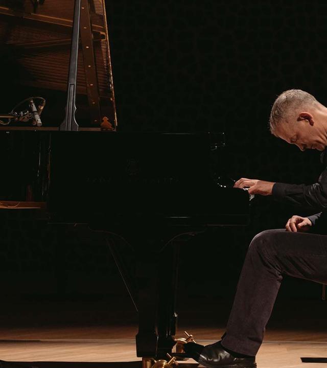 Brad Mehldau - Mit der hr-Bigband in der Elbphilharmonie