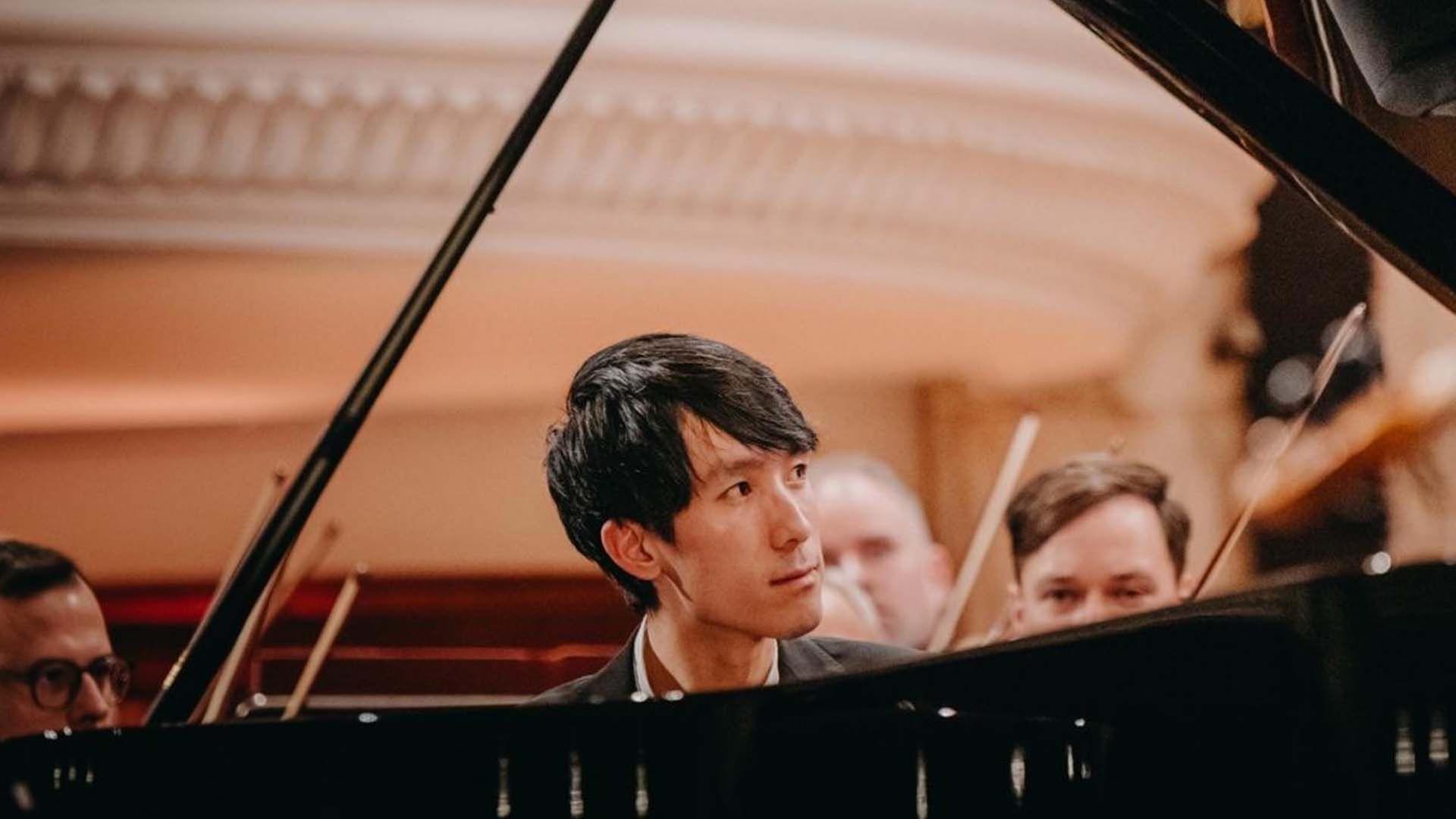 Eric Lu spielt Beethovens Klavierkonzert Nr. 3 - Stockholm