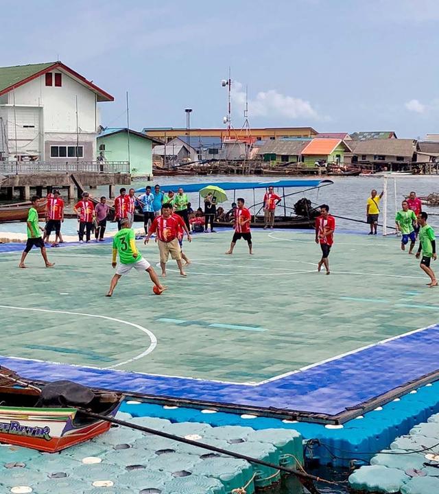 GEO Reportage - Koh Panyee, Thailands fußballverrückte Insel